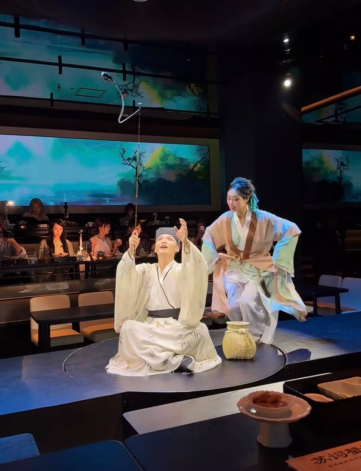 Hanfu Dining